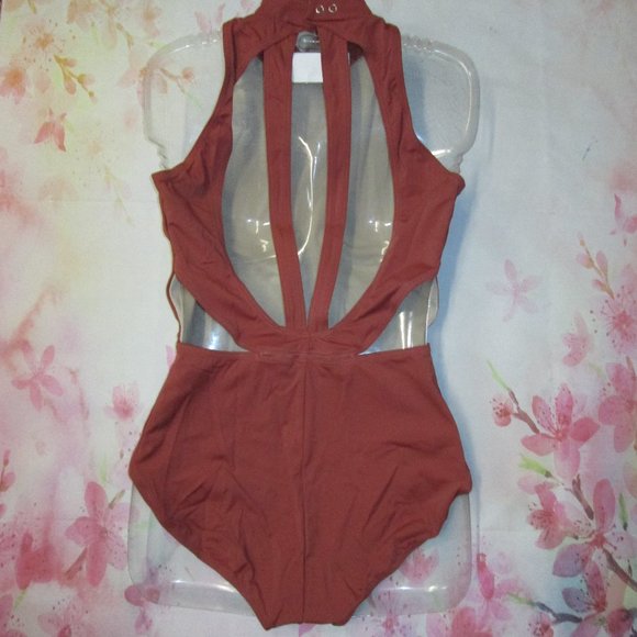 Leotard New LA Dance Ballet Jazz Costume Red or Paprika Mock Neck Balera Large - Picture 3 of 7